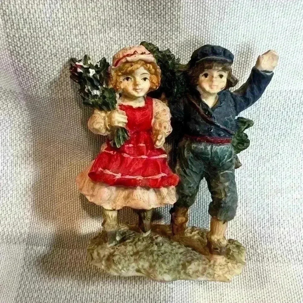 VTG Christmas Village boy‎ and girl tree hunt